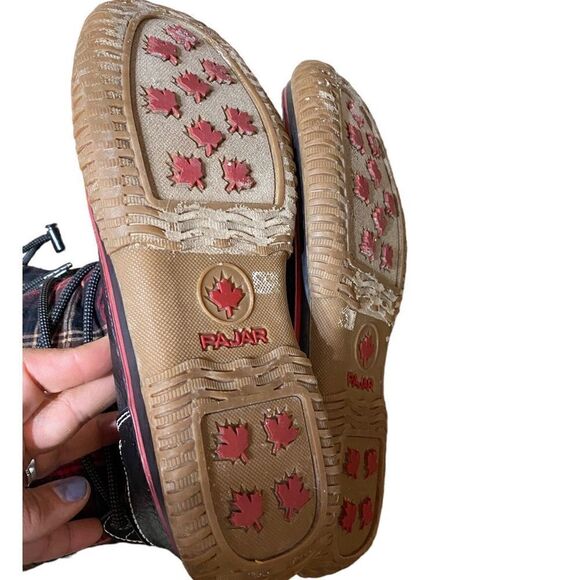 Pajar Plaid Winter Boots with Sherpa lining Sz 9-9.5 - Picture 9 of 10